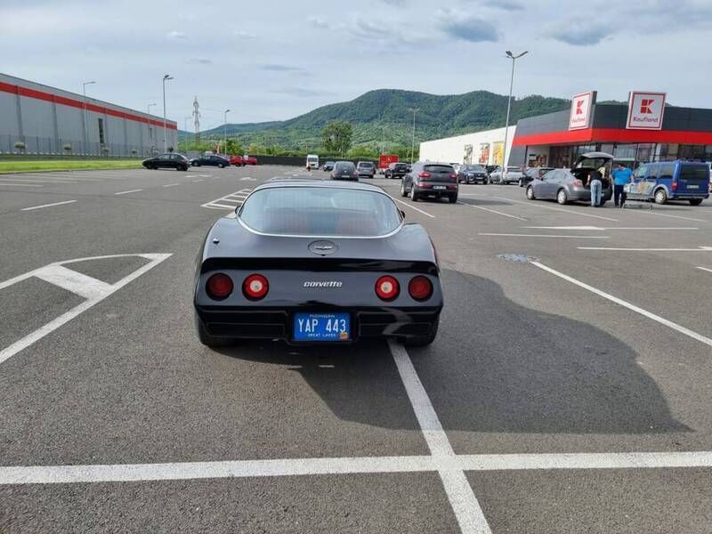 Image 2/4