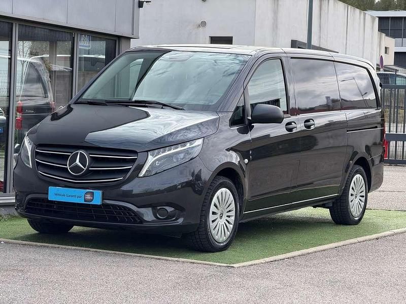 Occasion Mercedes Vito 163 ch (119 kW) 2023 Gris Van