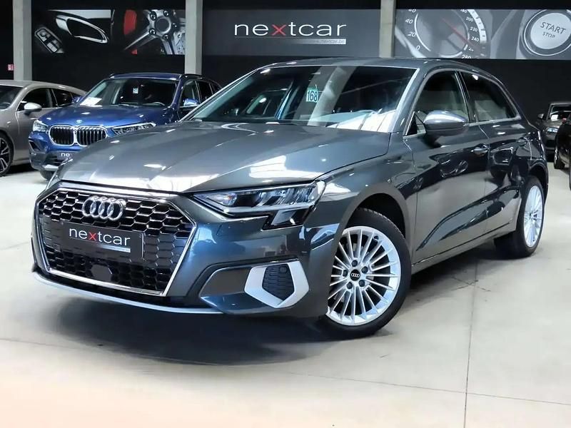 Gris Occasion 2022 Audi A3 Sport Berline | 22 990 € (Bon prix) - Image 1/4