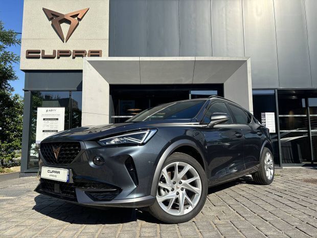 Gris Utilisé 2024 Cupra Formentor SUV | 32 490 € - Image 1/4