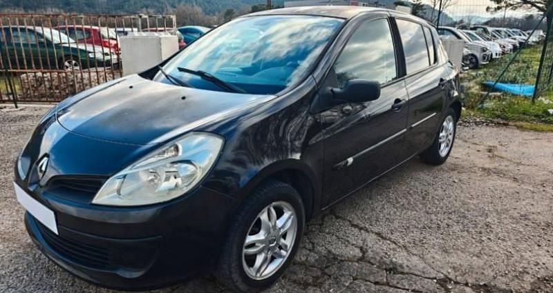 Occasion Renault Clio III 90 ch (66 kW) 2006 Citadine
