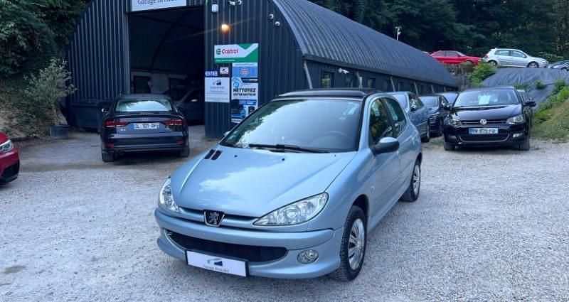 Gris Utilisé 2005 Peugeot 206 Style Citadine | 3 500 € (Bon prix) - Image 1/4