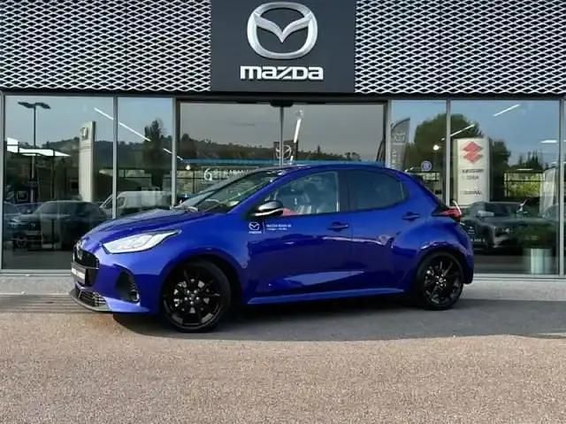 Glass blue métallisé Utilisé 2025 Mazda 2 Homura-Line Berline | 27 990 € - Image 1/4