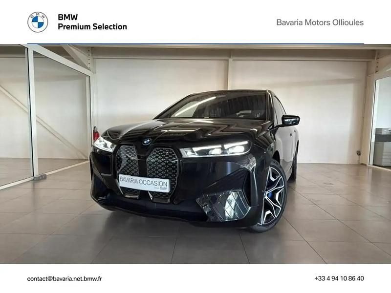 Noir Utilisé 2021 BMW 523 Sport Line SUV | 64 790 € - Image 1/4