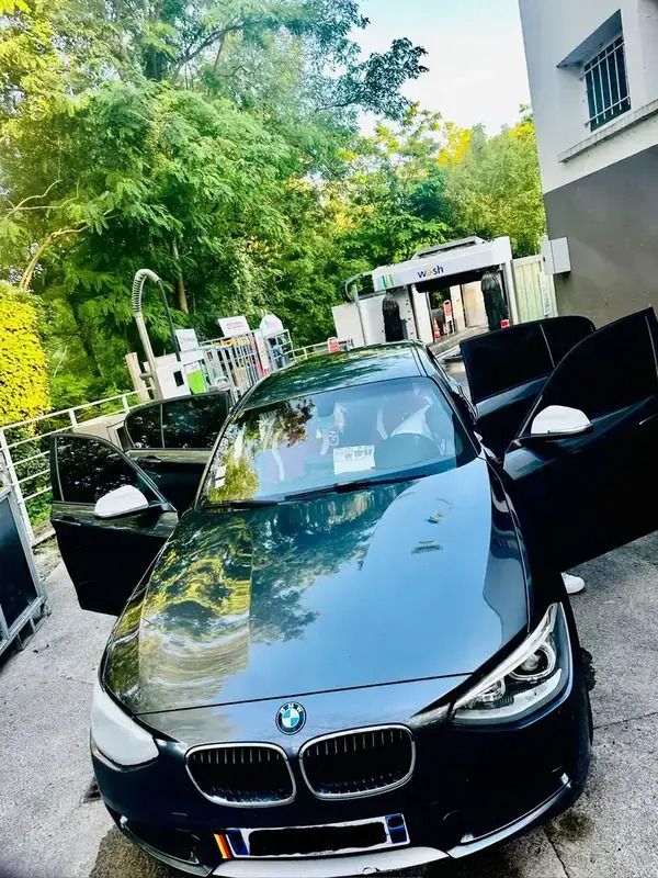 Utilisé 2021 BMW 118 Sport Line Citadine | 10 800 € (Super prix) - Image 1/4