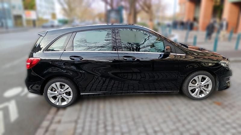 Occasion Mercedes B200 156 ch (114 kW) 2018 Noir Monospace