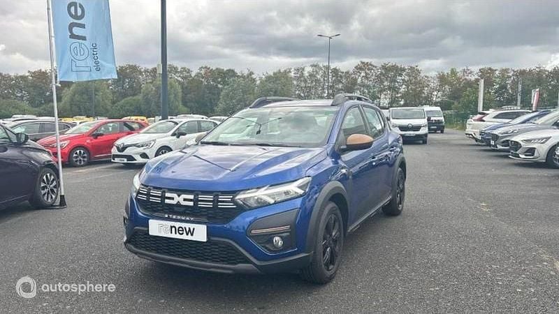 Bleu Utilisé 2025 Dacia Sandero Extreme Citadine | 17 999 € (Prix assez cher) - Image 1/4