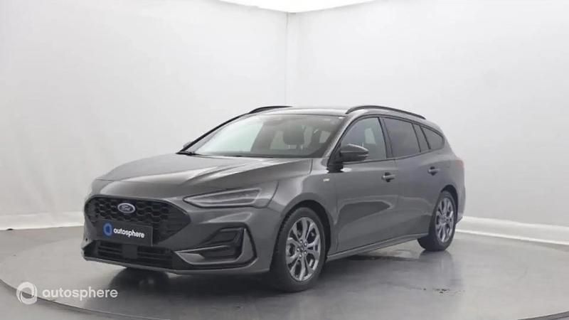 Utilisé 2023 Ford Focus ST-Line Break | 22 999 € (Prix juste) - Image 1/4