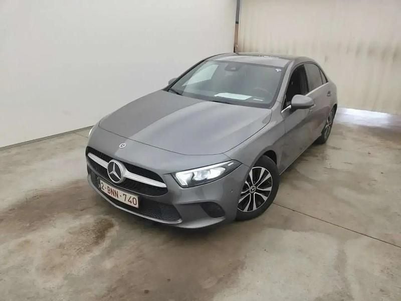 Gris Utilisé 2022 Mercedes A180 Berline | 23 990 € (Super prix) - Image 1/2