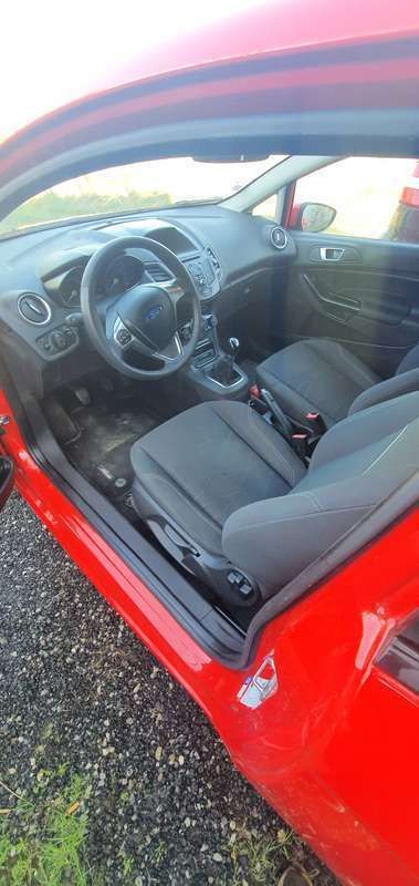 Image 3/4