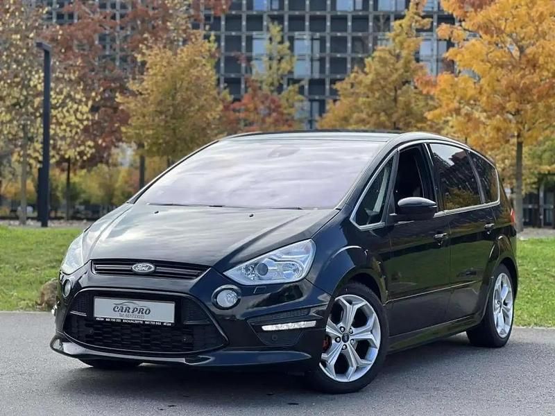 Noir Utilisé 2014 Ford S-MAX Titanium Monospace | 10 999 € - Image 1/4