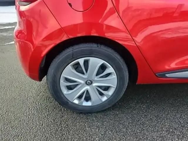 Occasion Renault Clio IV 2019 Rouge flamme Berline