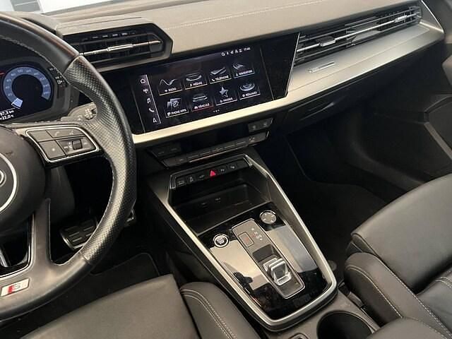 Occasion Audi A3 Sportback e-tron S-Line 150 ch (110 kW) 2021 Noir mythic métallisé Citadine