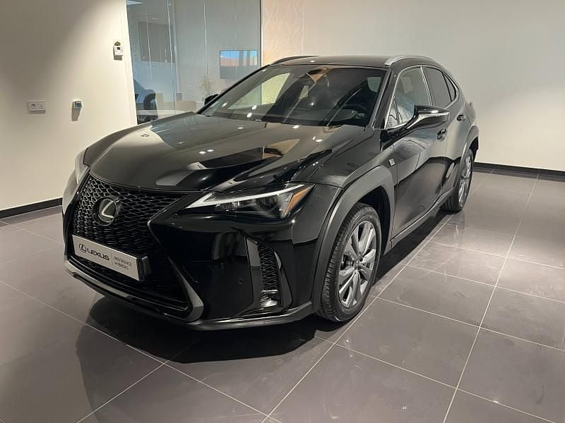 Utilisé 2023 Lexus UX 250h Sport Design Packet SUV | 26 490 € (Bon prix) - Image 1/4