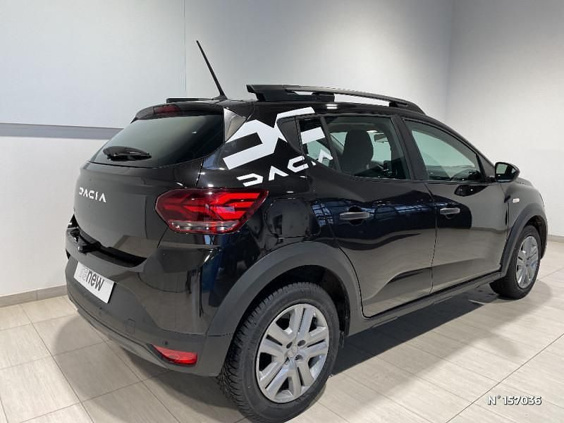 Occasion Dacia Sandero Essentiel 101 ch (74 kW) 2023 Noir Citadine