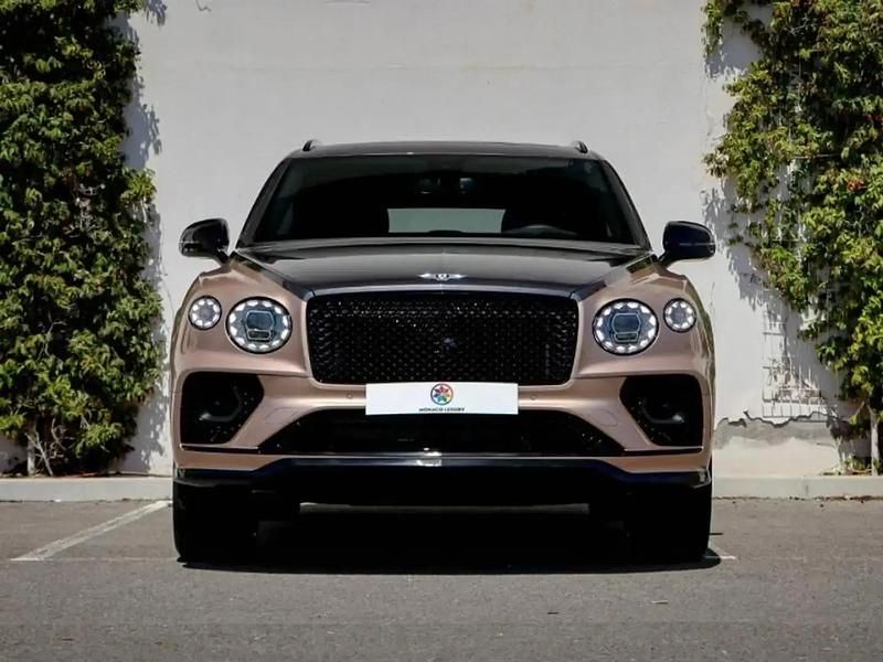 Occasion Bentley Bentayga 557 ch (409 kW) 2023 Argent SUV