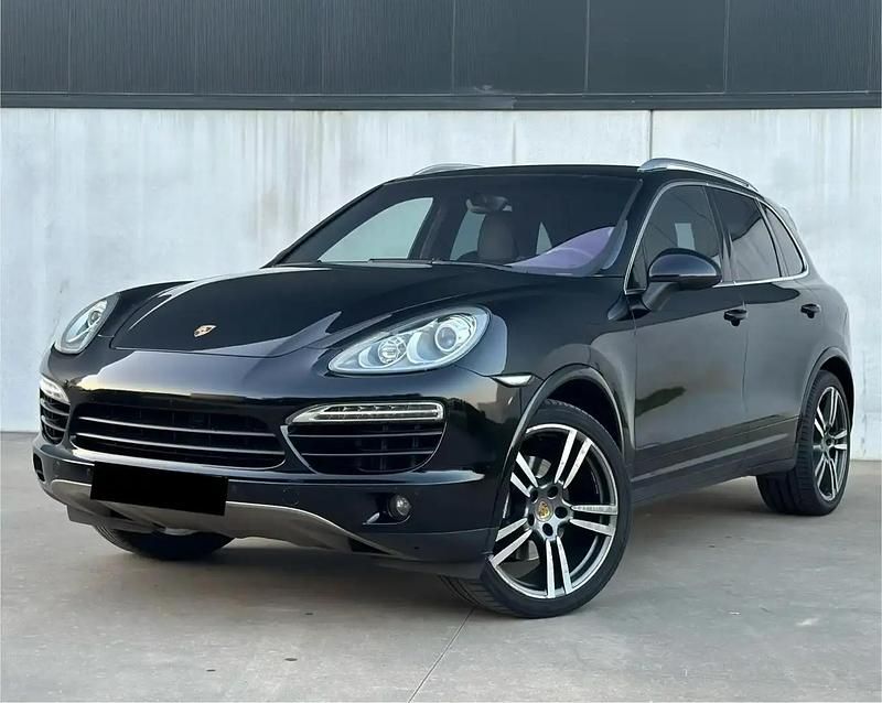 Utilisé 2013 Porsche Cayenne SUV | 19 999 € (Prix juste) - Image 1/4