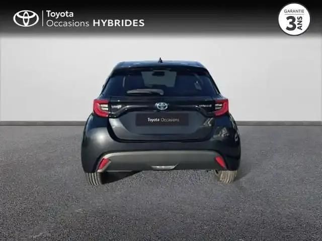 Occasion Toyota Yaris Hybrid Design 2021 Noir intense Berline