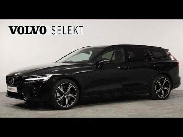 Noir Utilisé 2025 Volvo V60 Plus Break | 73 900 € - Image 1/4