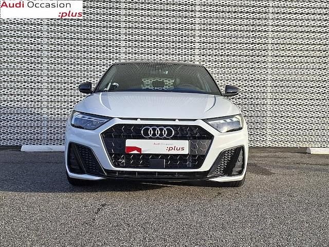Occasion Audi A1 Sportback S-line plus 116 ch (85 kW) 2025 Blanc glacier métallisé noir mythe métallisé Citadine