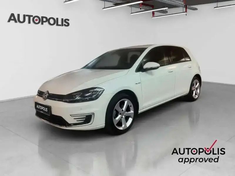 Blanc Utilisé 2020 VW e-Golf Citadine | 17 990 € (Prix assez cher) - Image 1/4