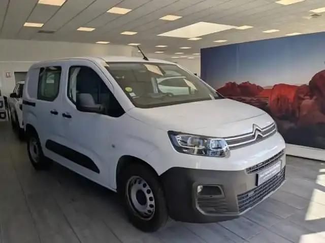 Occasion Citroën Berlingo Shine 131 ch (96 kW) 2019 Blanc banquise (o) Monospace