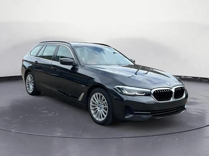 Gris Occasion 2023 BMW 530e Sport Line Break | 36 990 € (Super prix) - Image 1/4
