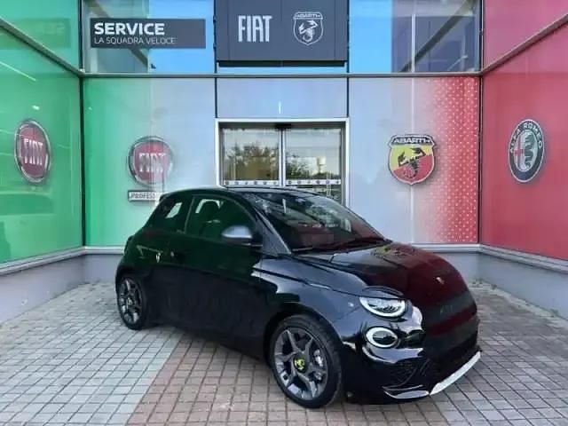 Nouvelle Abarth 500 114 kW (155 ch) 2025 Noir venom Berline