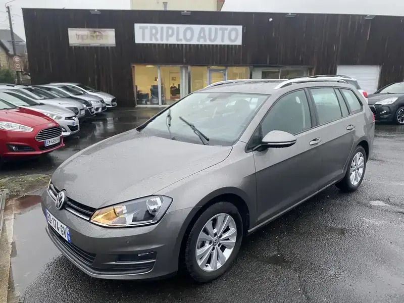 Gris Utilisé 2016 VW Golf VII Break | 11 990 € (Prix juste) - Image 1/4