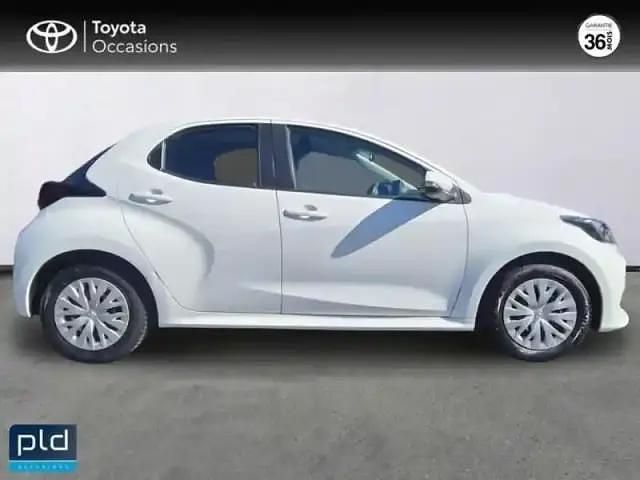 Occasion Toyota Yaris Hybrid Business Edition 116 ch (85 kW) 2022 Blanc Berline