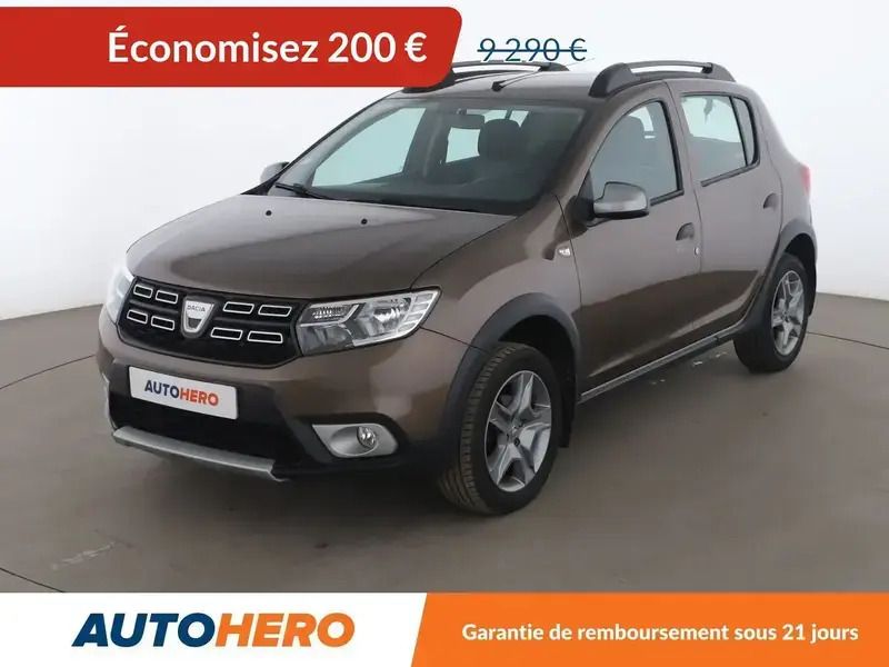 Brun Utilisé 2019 Dacia Sandero Stepway Citadine | 8 690 € (Bon prix) - Image 1/2