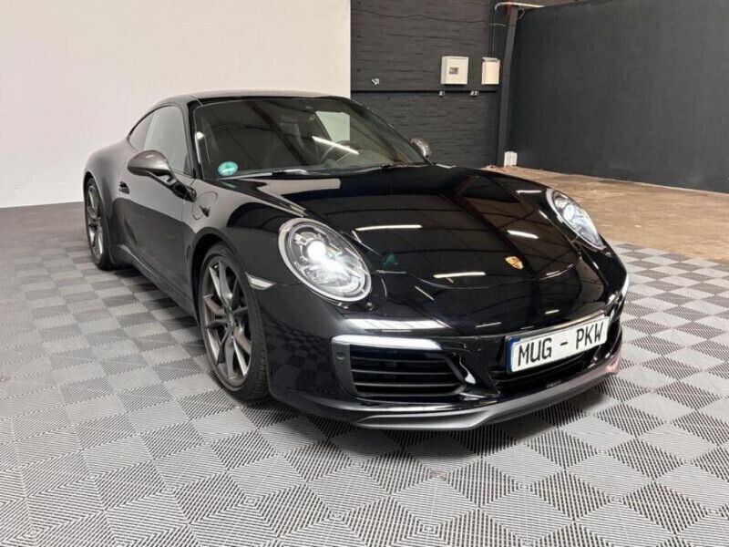 Utilisé 2018 Porsche 911 Coupé | 118 990 € - Image 1/4