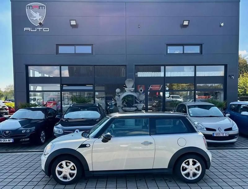 Beige Utilisé 2007 Mini Cooper D Citadine | 4 490 € - Image 1/4