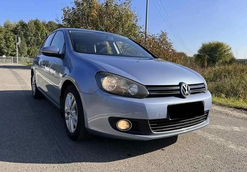 Gris Utilisé 2003 VW Golf IV Berline | 2 000 € - Image 1/4