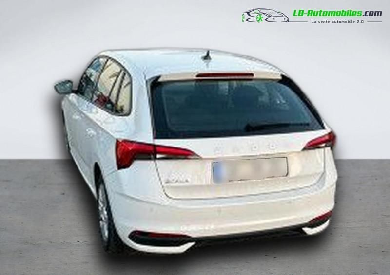 Utilisé 2024 Skoda Scala Citadine | 22 700 € (Prix juste) - Image 1/4