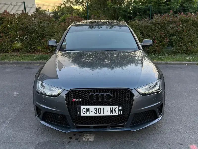 Image 2/4