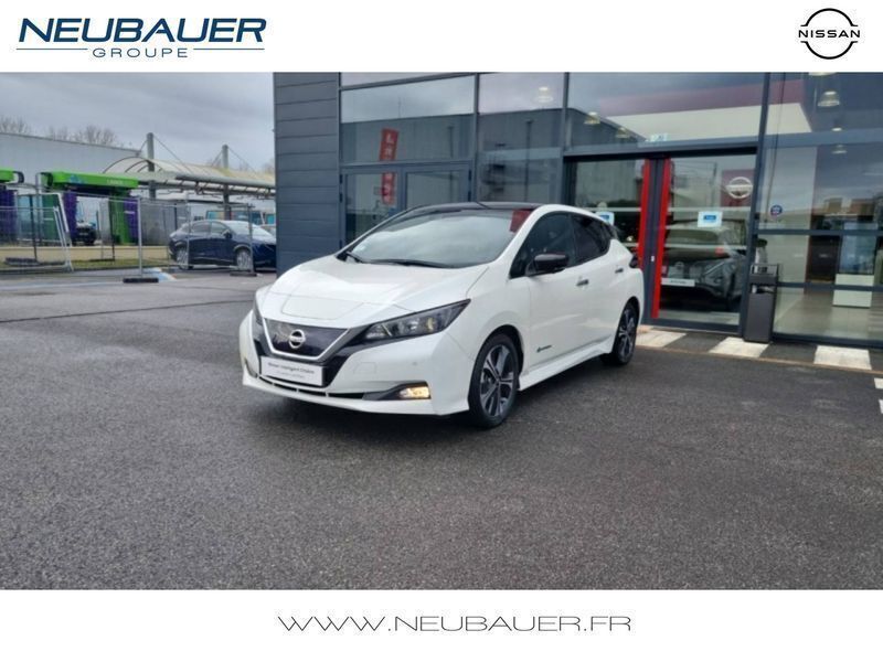 Blanc lunaire Utilisé 2018 Nissan Leaf N-Connecta Citadine | 15 280 € (Prix cher) - Image 1/4