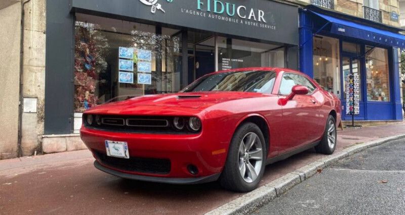 Utilisé 2015 Dodge Challenger SXT Coupé | 29 990 € - Image 1/4
