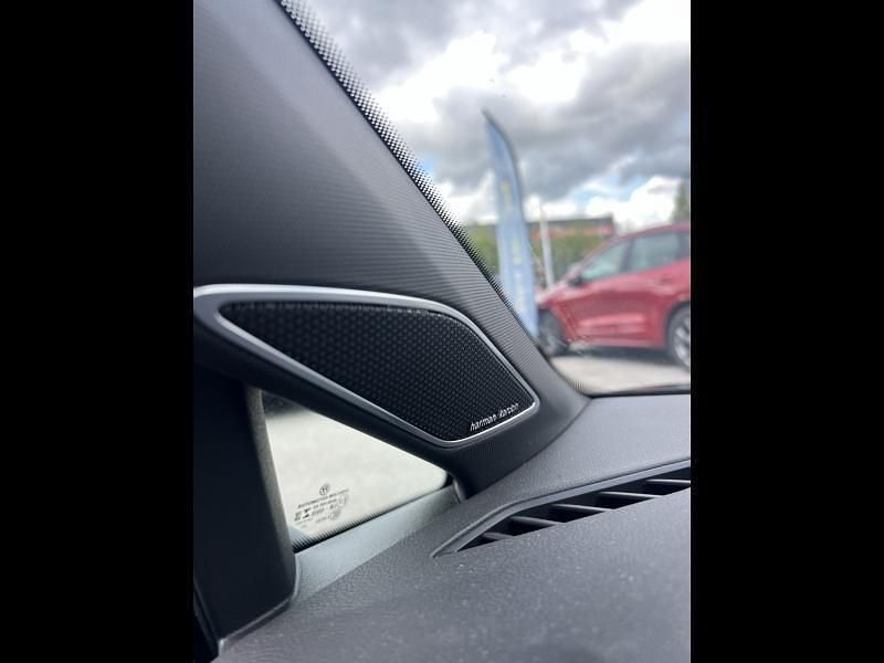 Image 2/4