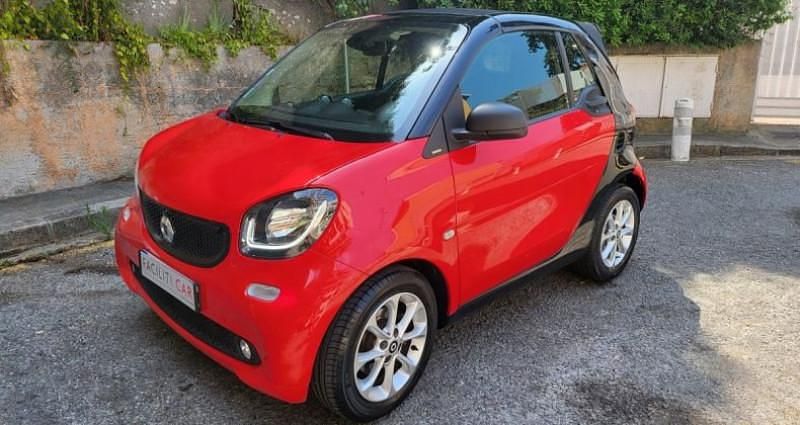 Utilisé 2017 Smart ForTwo Coupé Passion Cabriolet | 13 990 € (Prix juste) - Image 1/4