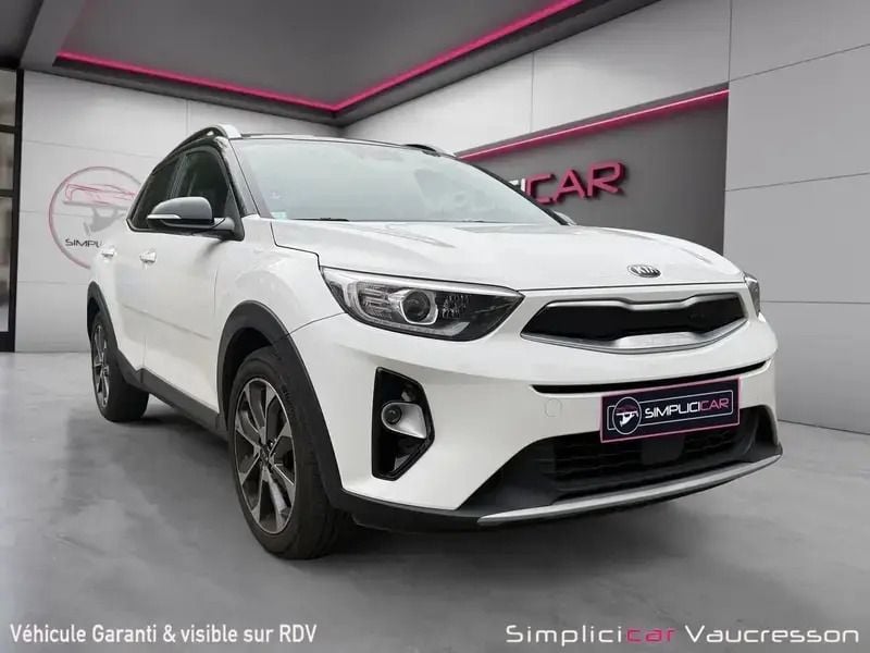 Blanc Utilisé 2019 Kia Stonic Premium SUV | 16 490 € (Prix juste) - Image 1/4