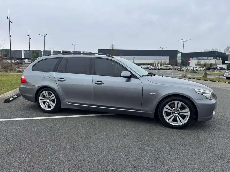 Utilisé 2009 BMW 520 Sport Line Break | 8 999 € - Image 1/4