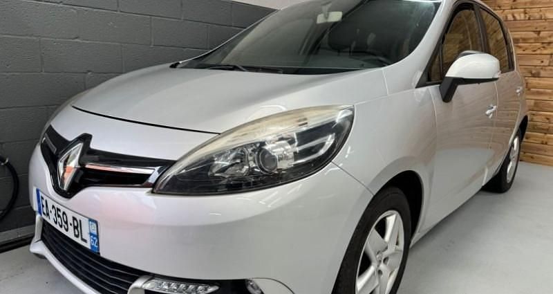 Occasion Renault Scénic III Life 95 ch (69 kW) 2016 Gris Monospace