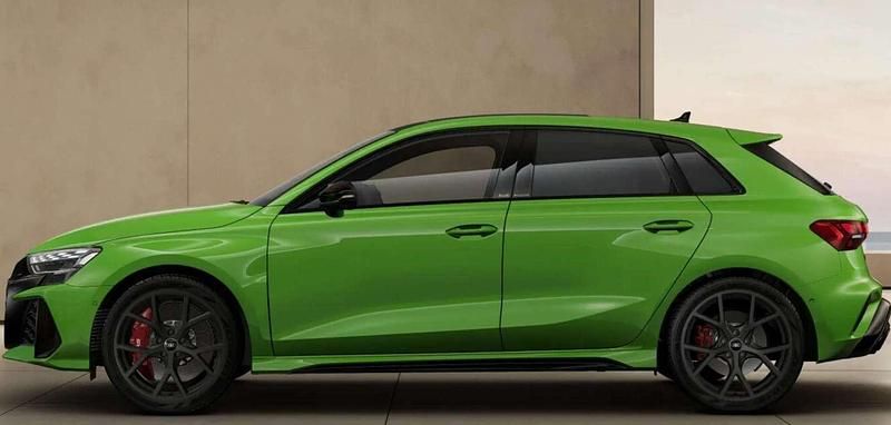 Nouvelle Audi RS3 Sport 400 ch (294 kW) 2025 Vert Berline