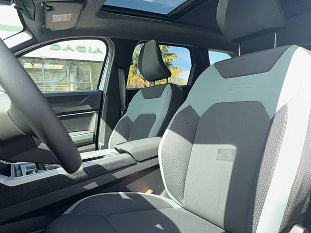 Gris Utilisé 2025 Dacia Bigster Extreme SUV | 31 990 € (Prix juste) - Image 1/4