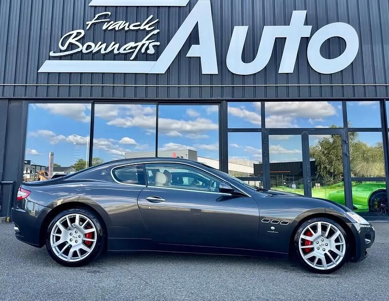 Gris Utilisé 2008 Maserati Granturismo Coupé | 35 990 € (Prix cher) - Image 1/4