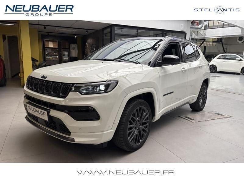 Alpine white+toit noir Utilisé 2021 Jeep Compass SUV | 30 970 € (Prix cher) - Image 1/4