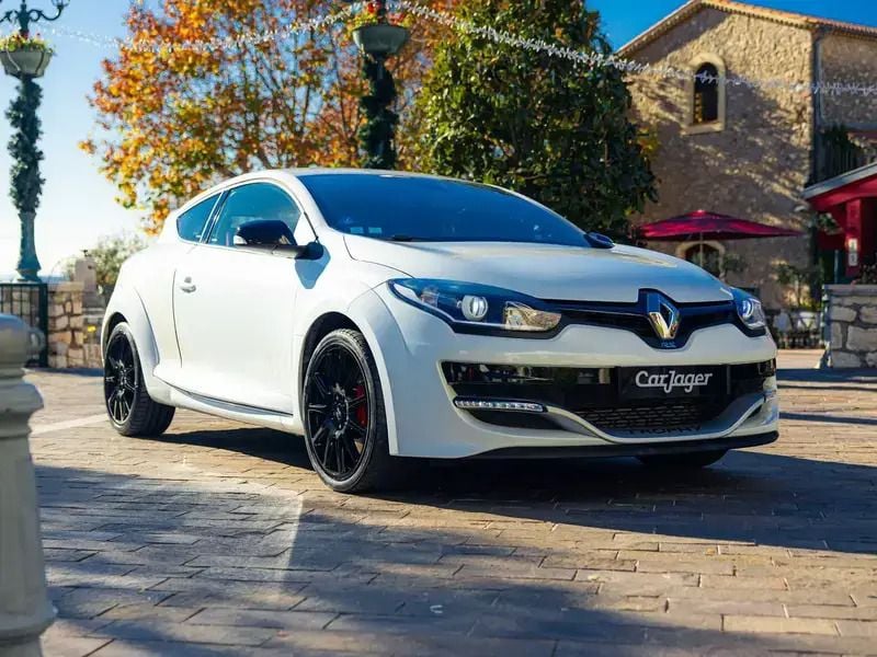 Blanc Utilisé 2015 Renault Mégane Coupé Trophy Coupé | 35 000 € - Image 1/4