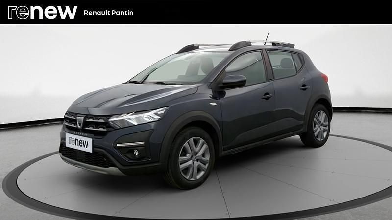 Gris Utilisé 2022 Dacia Sandero Comfort Citadine | 13 990 € (Prix juste) - Image 1/4
