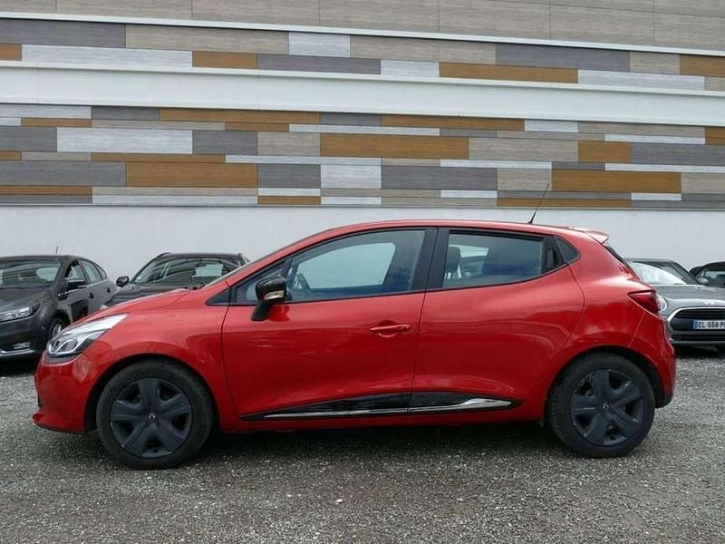 Occasion Renault Clio IV Zen 91 ch (66 kW) 2013 Rouge Berline